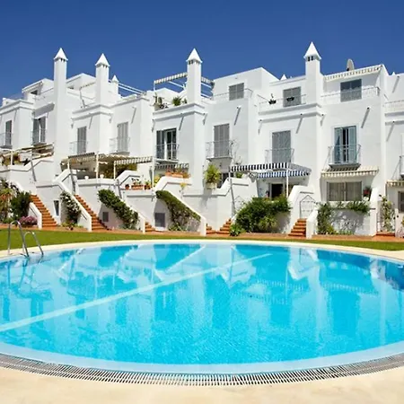 Canovas Nerja - Casa Adosada Con Piscina Los Huertos 8 *