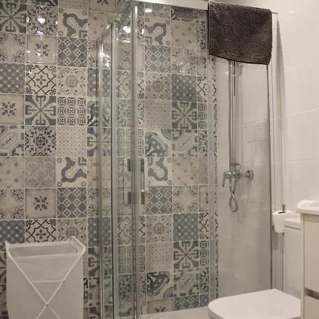 Holiday home Canovas Nerja - Casa Adosada Con Piscina Los Huertos 8 *